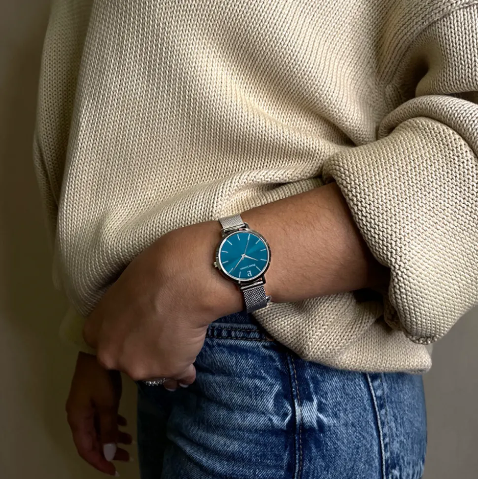 Montre Femme CHOUQUETTE Cadran Bleu Bracelet Acier milanais Argenté