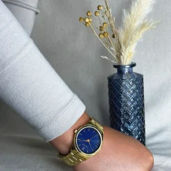 Montre Femme ROXANE Cadran Bleu Bracelet Acier  Doré