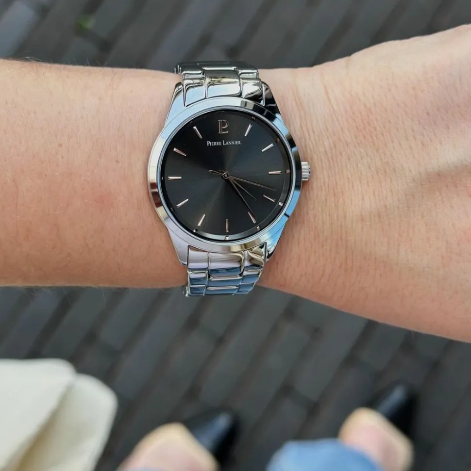 Montre Femme ROXANE Cadran Gris Bracelet Acier Argenté